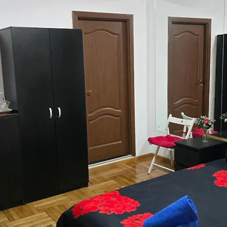 Mega Mall Monza National Arena Appartement Bucarest